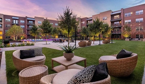 Prestige Suncrest Lawn Area